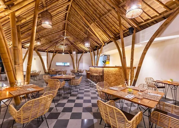Villa Sonia Bisma Hotel 3*